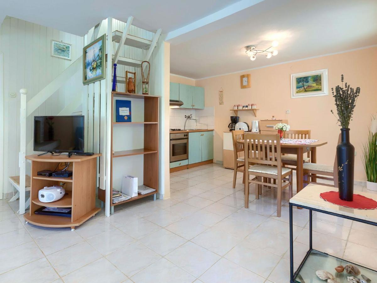 Holiday Home Lavanda - Roj453 By Interhome Žminj Eksteriør billede